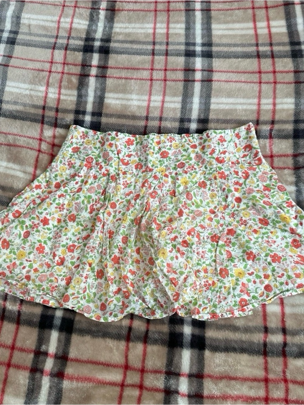 American Eagle Size Medium Floral Print Skirt with Buttons READ DESCRIPTION